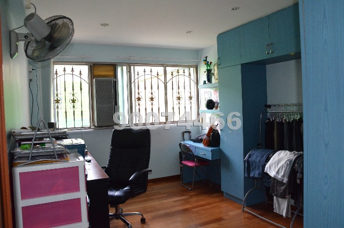 Blk 230 Tampines Street 24 (Tampines), HDB 5 Rooms #449572